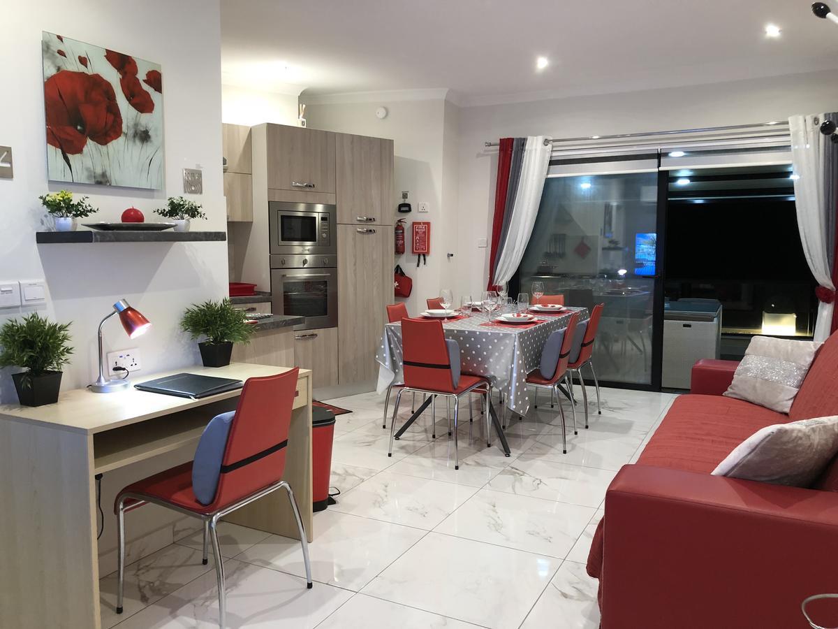 Marsascala Sea View Apartment & Penthouse مارساسكالا المظهر الخارجي الصورة