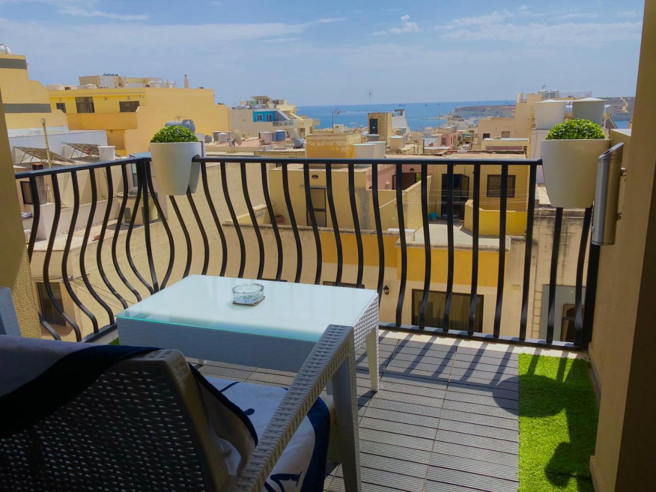 Marsascala Sea View Apartment & Penthouse مارساسكالا المظهر الخارجي الصورة