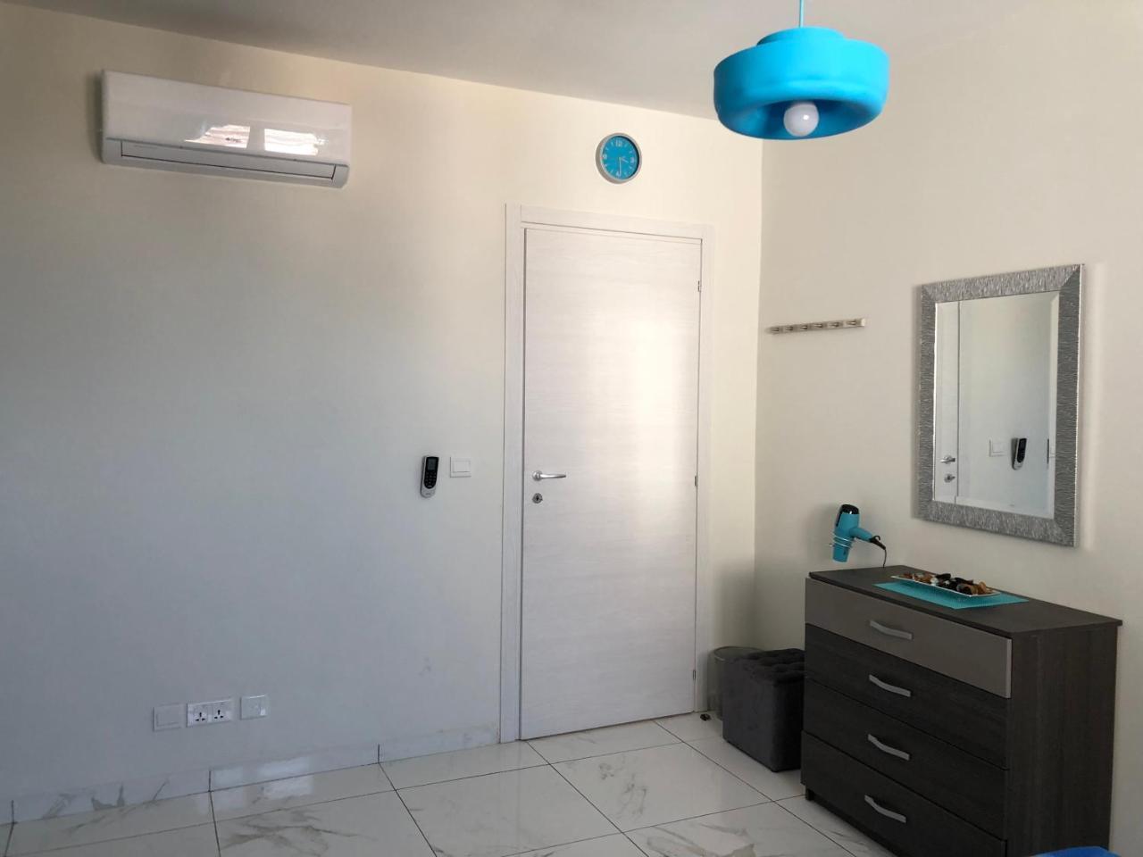 Marsascala Sea View Apartment & Penthouse مارساسكالا المظهر الخارجي الصورة